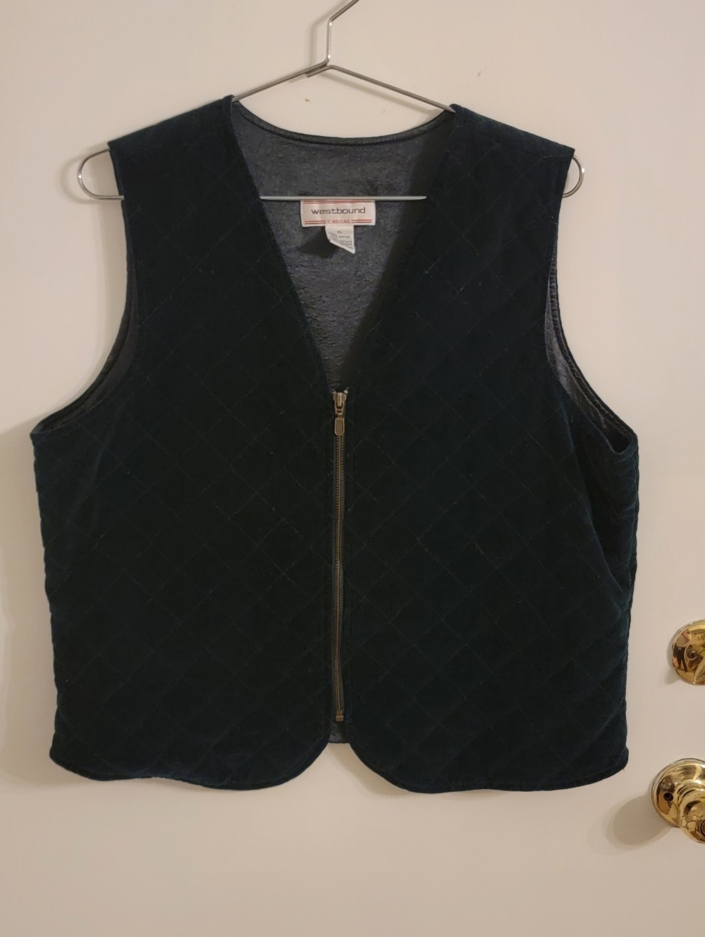 Westbound Quilted Velvet Zip Vest - Dark Hunter Green